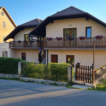 Apartman Nika Otočac Exterior foto
